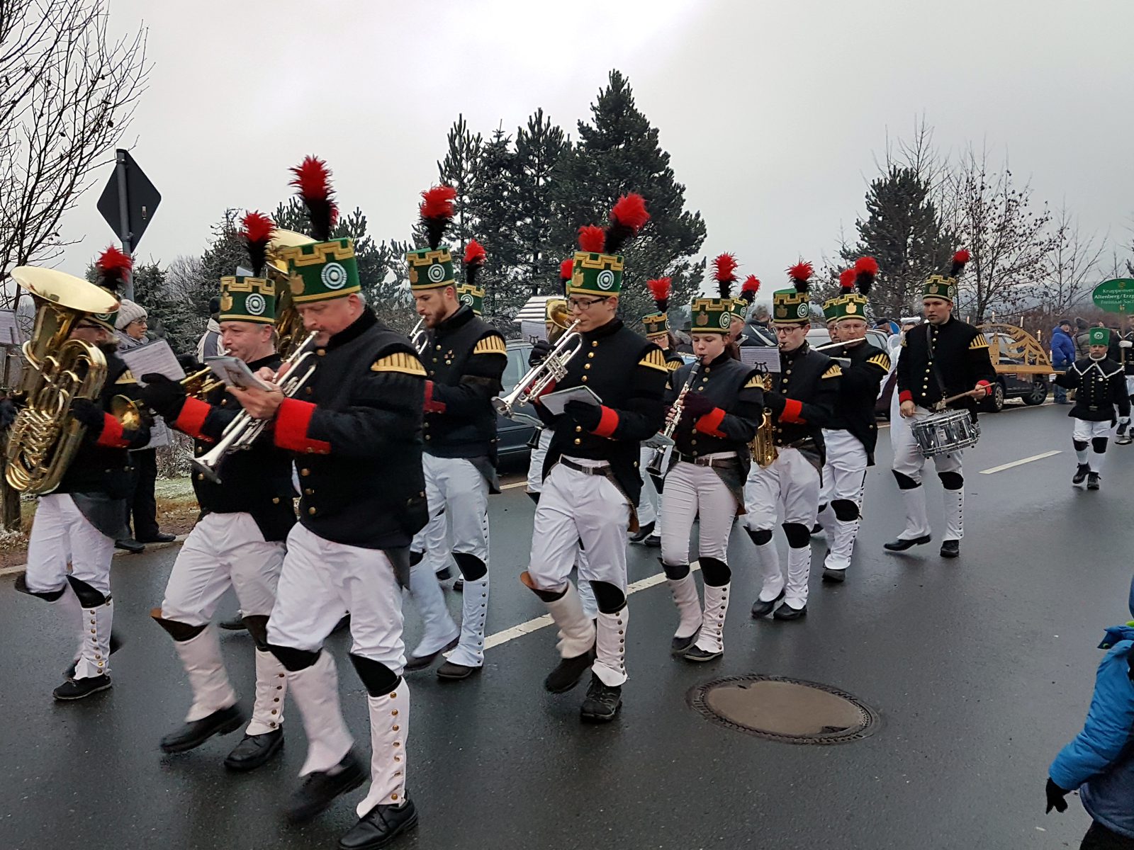weihnachtlicher Bergaufzug Schellerhau weihnachtlicher Bergaufzug Schellerhau