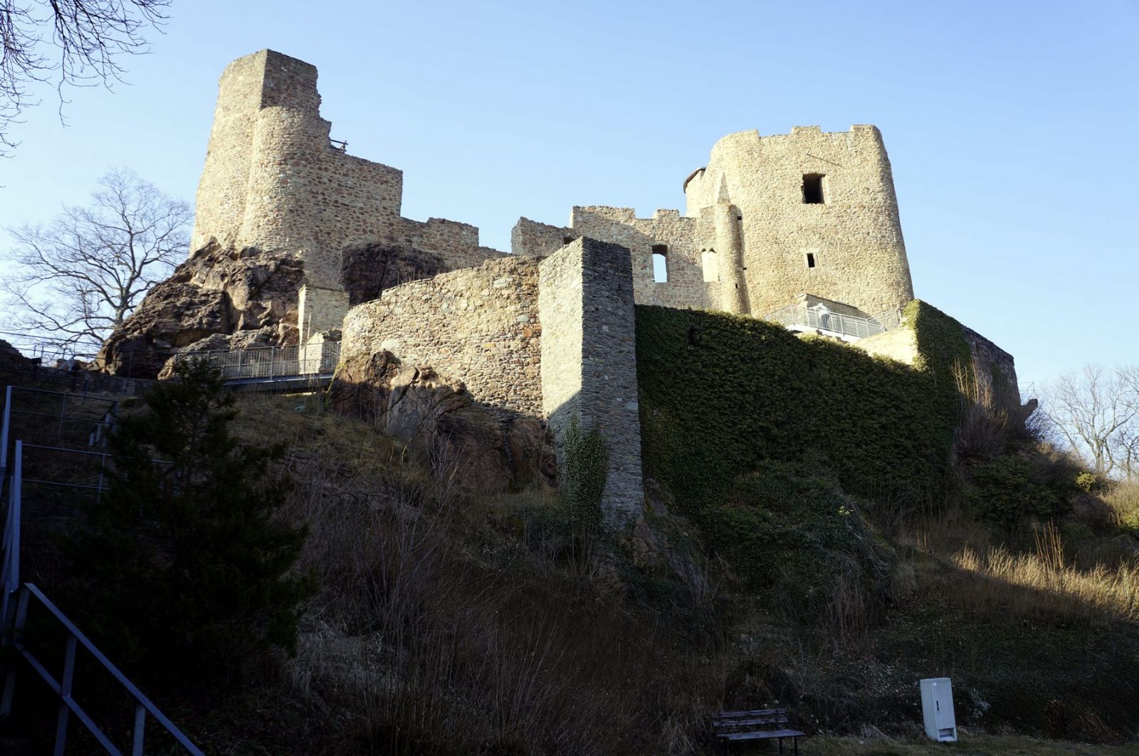 Burgen und Schlösser