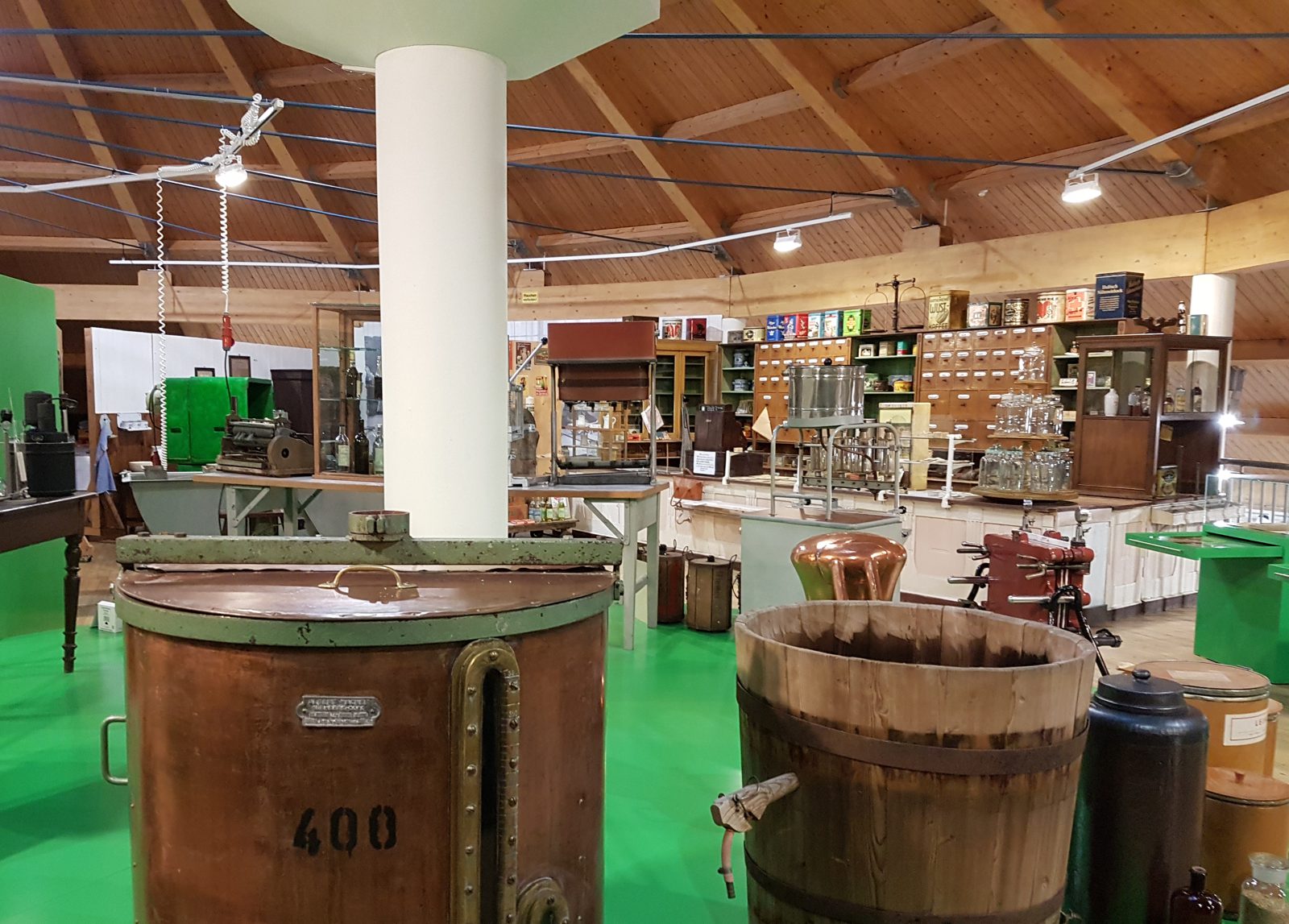 Lik�rfabrik Lauterbacher Lik�rfabrik Lauterbacher