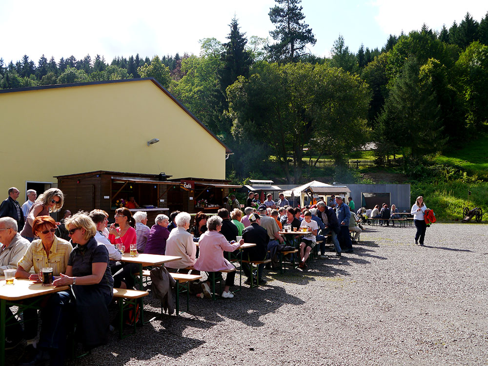 VogelschieÃen in Hallbach