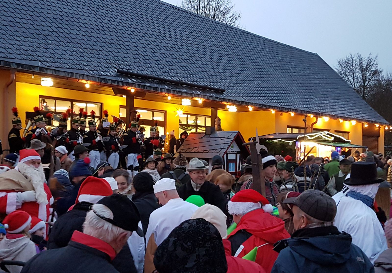 Weihnachtsmarkt in Schellerhau Weihnachtsmarkt in Schellerhau